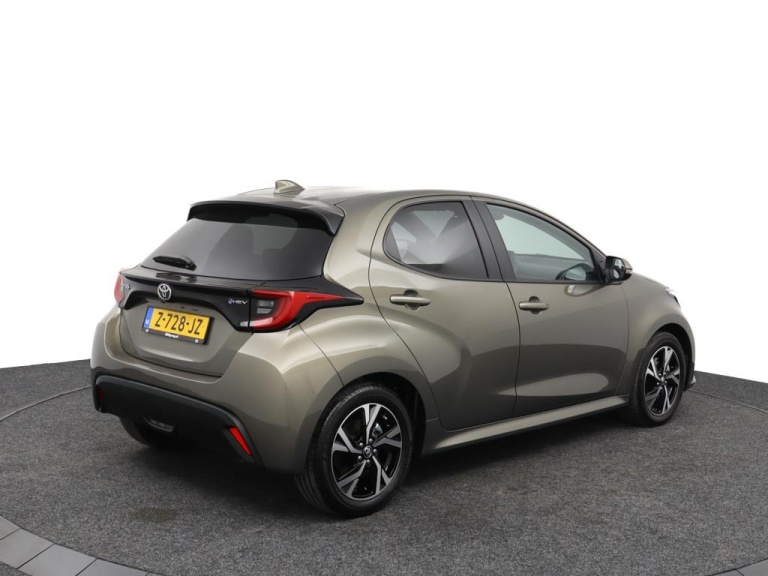 Toyota Yaris - 1.5 Hybrid 115 First Edition 2
