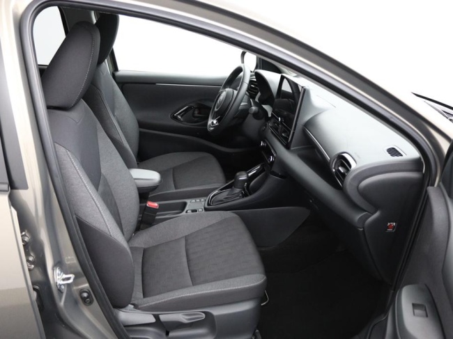 Toyota Yaris - 1.5 Hybrid 115 First Edition