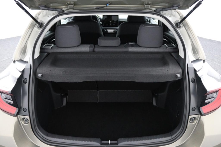 Toyota Yaris - 1.5 Hybrid 115 First Edition 23