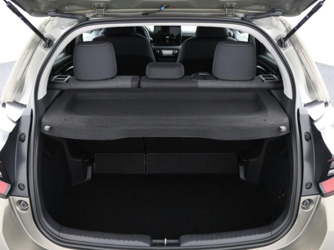 Toyota Yaris - 1.5 Hybrid 115 First Edition