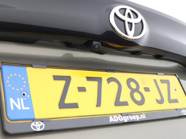 Toyota Yaris - 1.5 Hybrid 115 First Edition