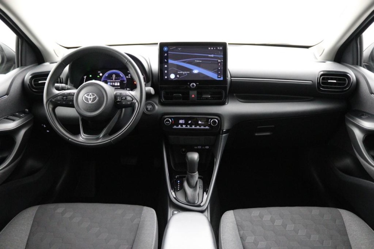 Toyota Yaris - 1.5 Hybrid 115 First Edition 4