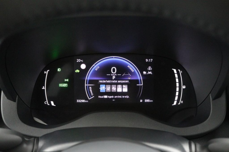 Toyota Yaris - 1.5 Hybrid 115 First Edition 6