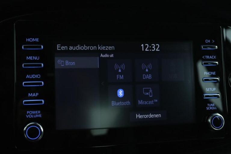 Toyota Aygo X - 1.0 VVT-i MT Play 9