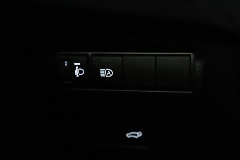 Toyota Corolla Cross - Hybrid 200 Style 28