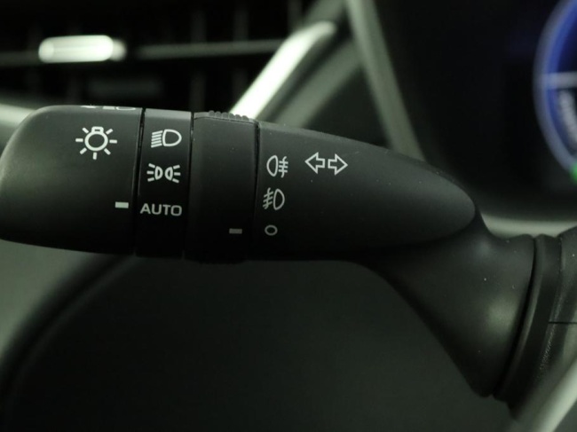 Toyota Corolla Cross - Hybrid 200 Style