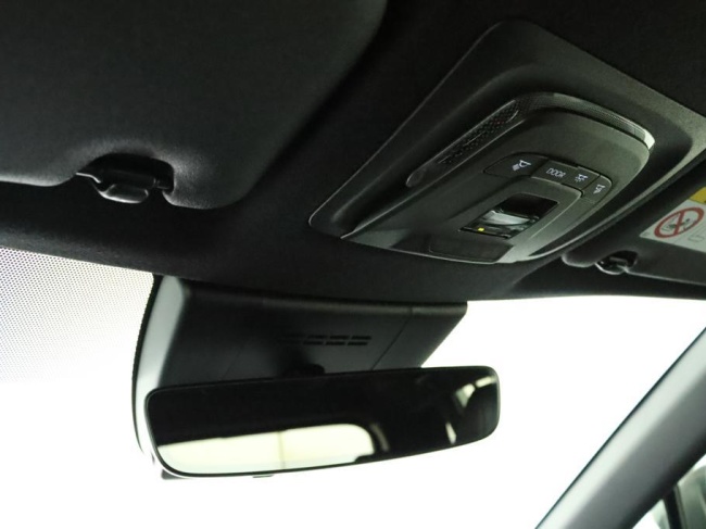 Toyota Corolla Cross - Hybrid 200 Style