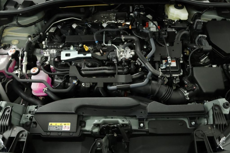 Toyota Corolla Cross - Hybrid 200 Style 32