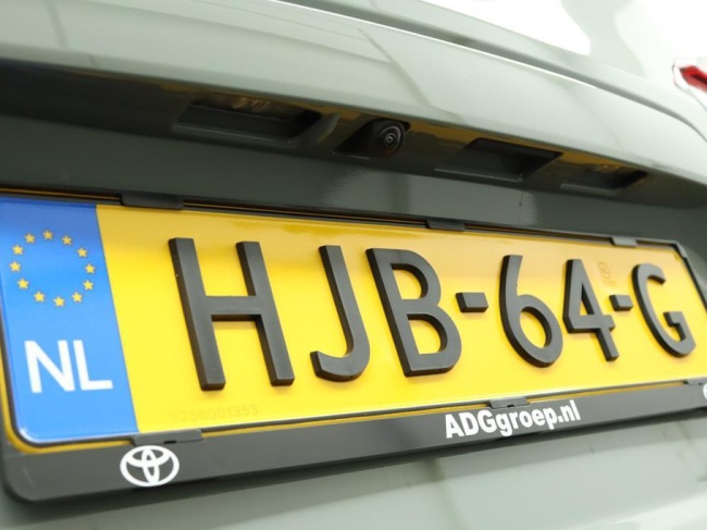 Toyota Corolla Cross - Hybrid 200 Style