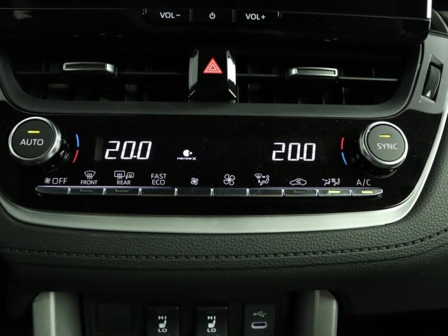 Toyota Corolla Cross - Hybrid 200 Style