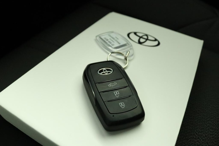 Toyota Corolla Cross - Hybrid 200 Style 9