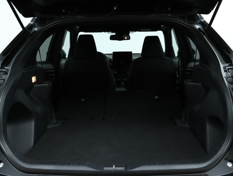 Toyota Yaris Cross - 1.5 Hybrid Dynamic 25