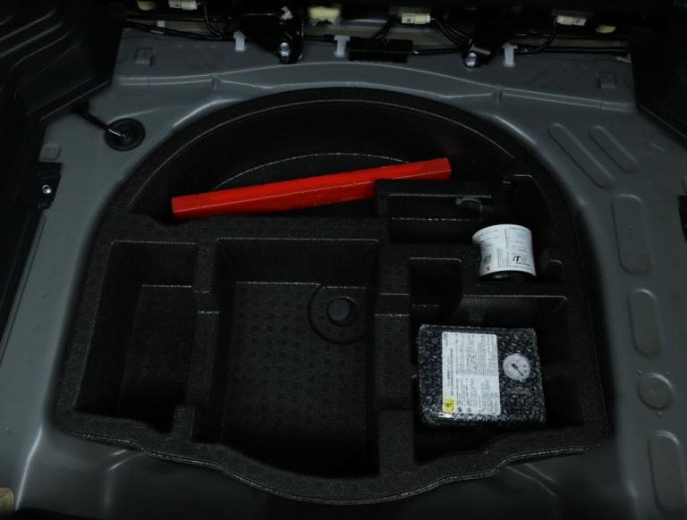 Toyota Yaris Cross - 1.5 Hybrid Dynamic 33