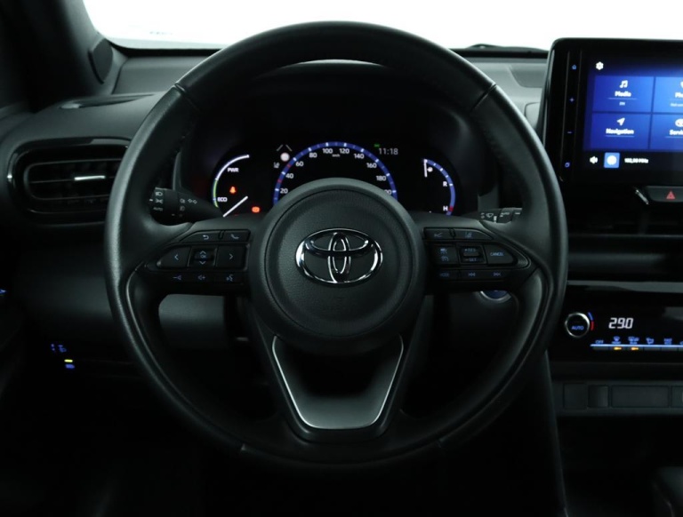 Toyota Yaris Cross - 1.5 Hybrid Dynamic 48