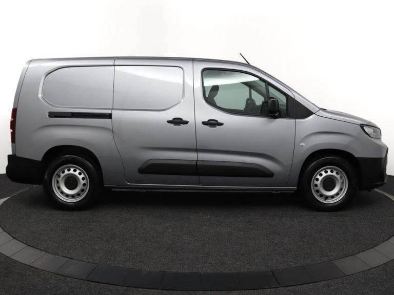 Toyota PROACE CITY Electric - Navigator 50 kWh 12