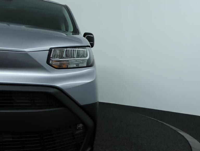 Toyota PROACE CITY Electric - Navigator 50 kWh 42