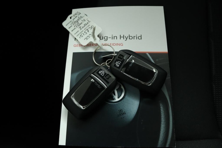 Toyota RAV4 - 2.5 Plug-in Hybrid AWD Dynamic 11