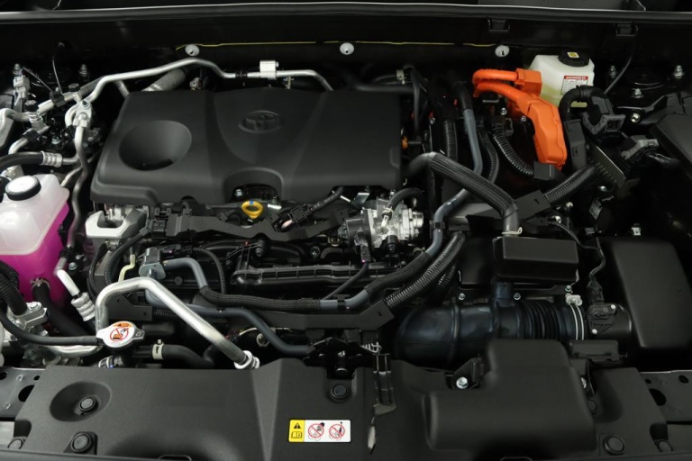Toyota RAV4 - 2.5 Plug-in Hybrid AWD Dynamic 32