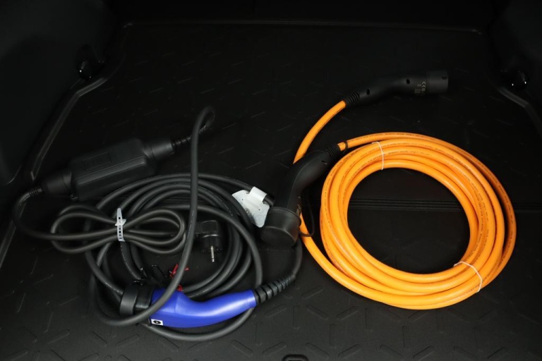 Toyota RAV4 - 2.5 Plug-in Hybrid AWD Dynamic 36