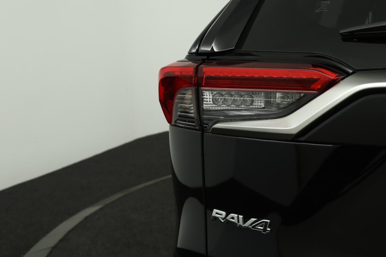 Toyota RAV4 - 2.5 Plug-in Hybrid AWD Dynamic 38