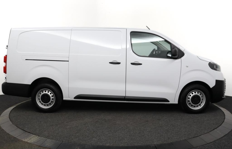 Toyota PROACE Long Worker - 2.0 D-4D L2 Navigator 13
