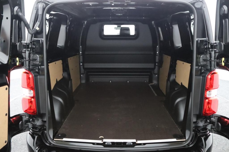 Toyota PROACE Electric Worker - Professional Extra Range L1 75 kWh 35