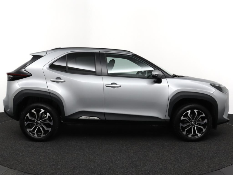 Toyota Yaris Cross - 1.5 Hybrid 115 First Edition 13