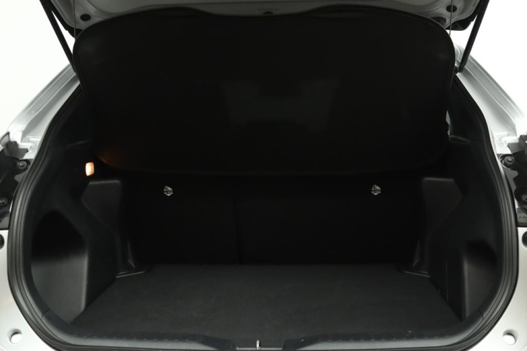 Toyota Yaris Cross - 1.5 Hybrid 115 First Edition 23