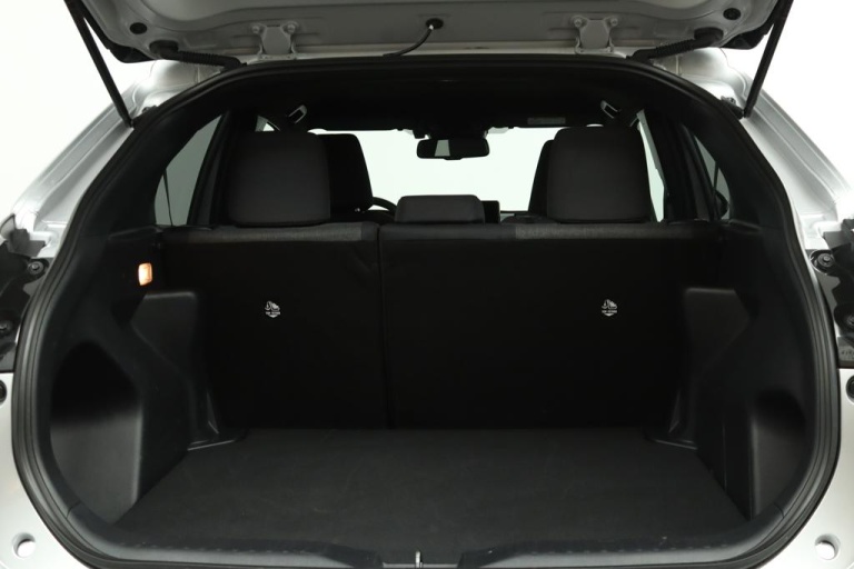 Toyota Yaris Cross - 1.5 Hybrid 115 First Edition 24