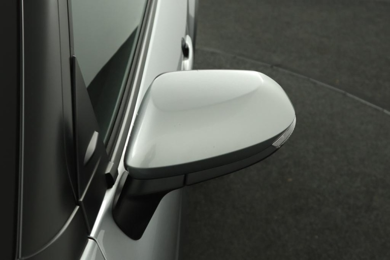 Toyota Yaris Cross - 1.5 Hybrid 115 First Edition 40