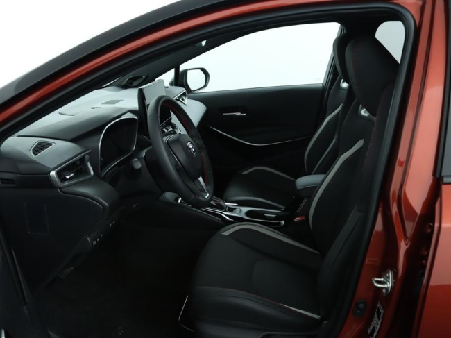 Toyota Corolla - Hybrid 140 GR Sport