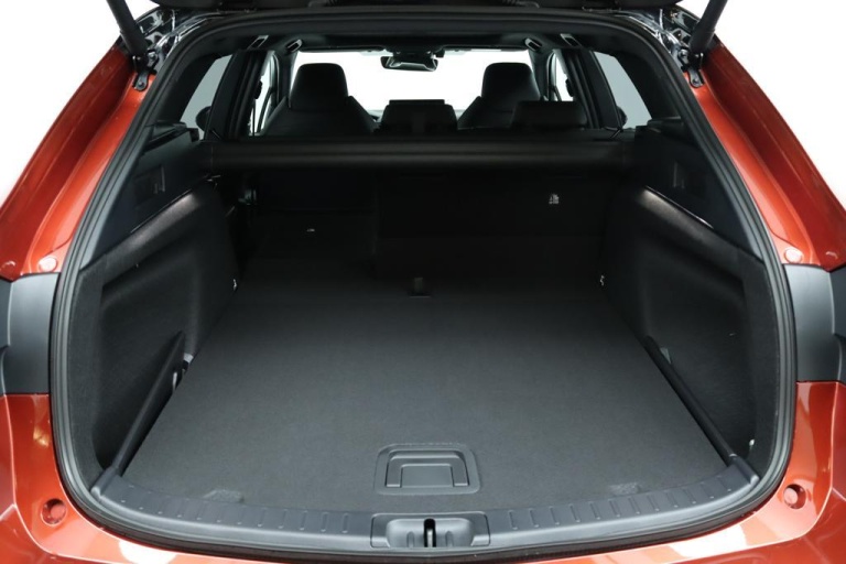 Toyota Corolla - Hybrid 140 GR Sport 25