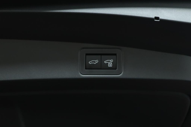 Toyota Corolla - Hybrid 140 GR Sport 35