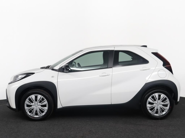 Toyota Aygo X - 1.0 VVT-i S-CVT Play 3