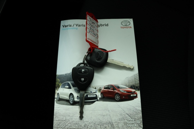 Toyota Yaris - 1.5 Full Hybrid Aspiration 11