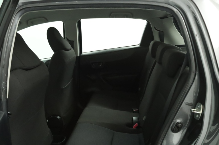 Toyota Yaris - 1.5 Full Hybrid Aspiration 18