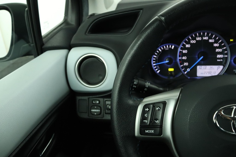 Toyota Yaris - 1.5 Full Hybrid Aspiration 19