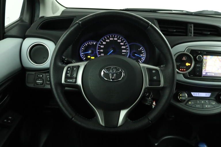 Toyota Yaris - 1.5 Full Hybrid Aspiration 46