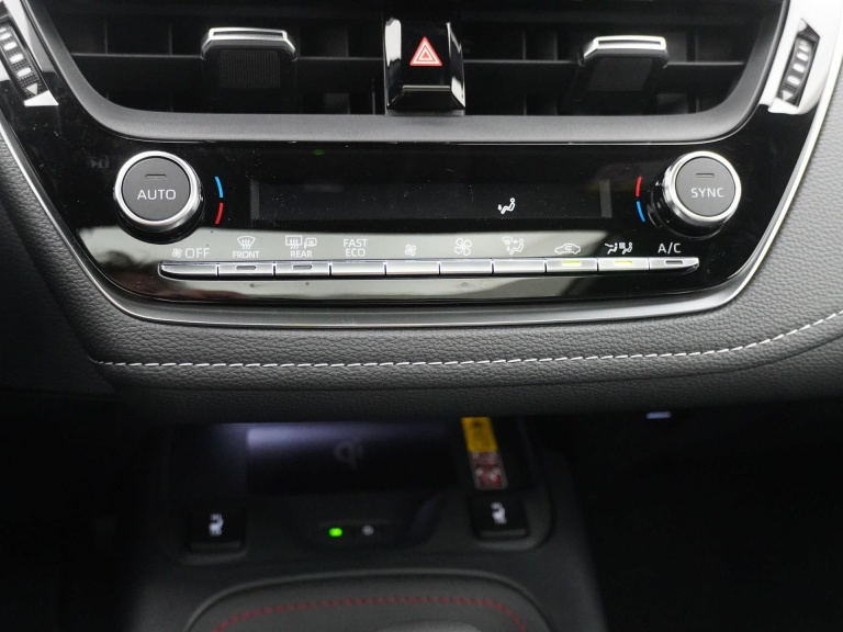 Toyota Corolla - Touring sports Hybrid 140 GR Sport 7