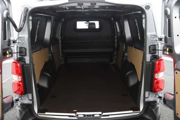 Toyota PROACE Long Worker - 2.0 D-4D L2 Navigator 23