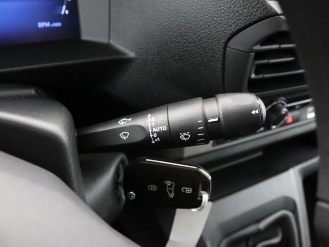 Toyota PROACE Long Worker - 2.0 D-4D L2 Navigator