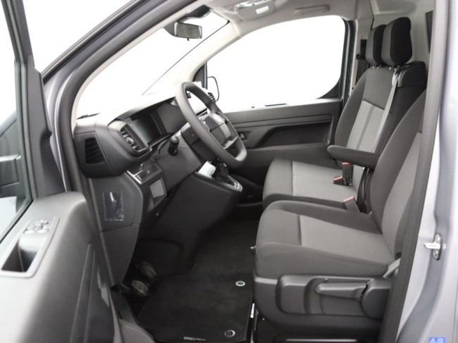 Toyota PROACE Long Worker - 2.0 D-4D L2 Navigator