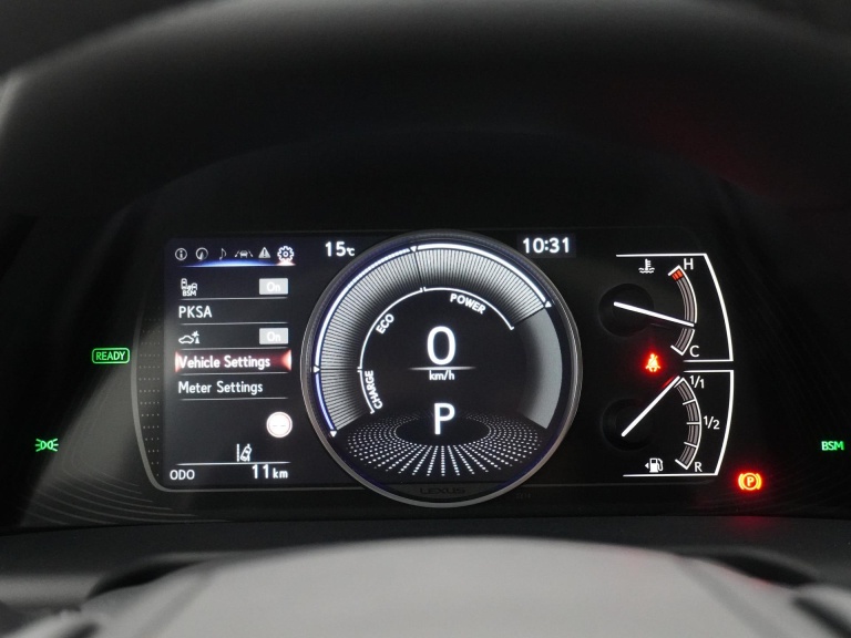 Lexus ES - 300h Business Line 5