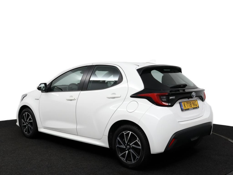 Toyota Yaris - 1.5 Hybrid Dynamic 12