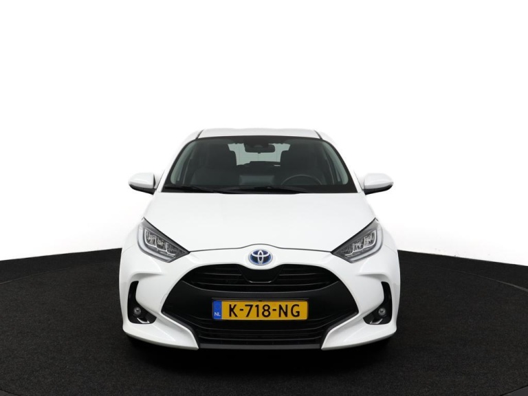 Toyota Yaris - 1.5 Hybrid Dynamic 16