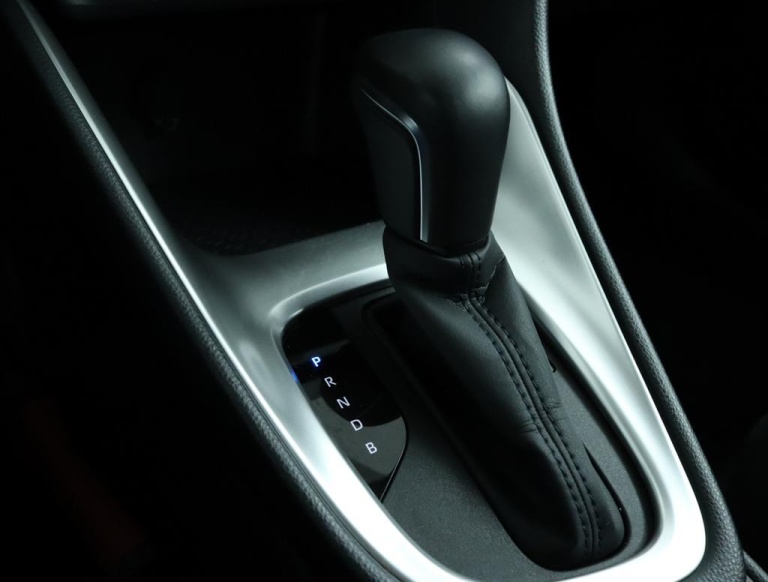 Toyota Yaris - 1.5 Hybrid Dynamic 26