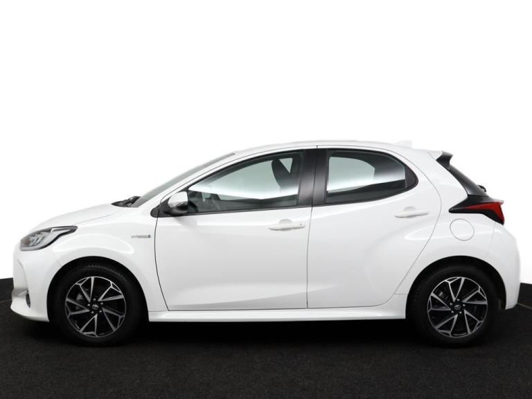Toyota Yaris - 1.5 Hybrid Dynamic 3