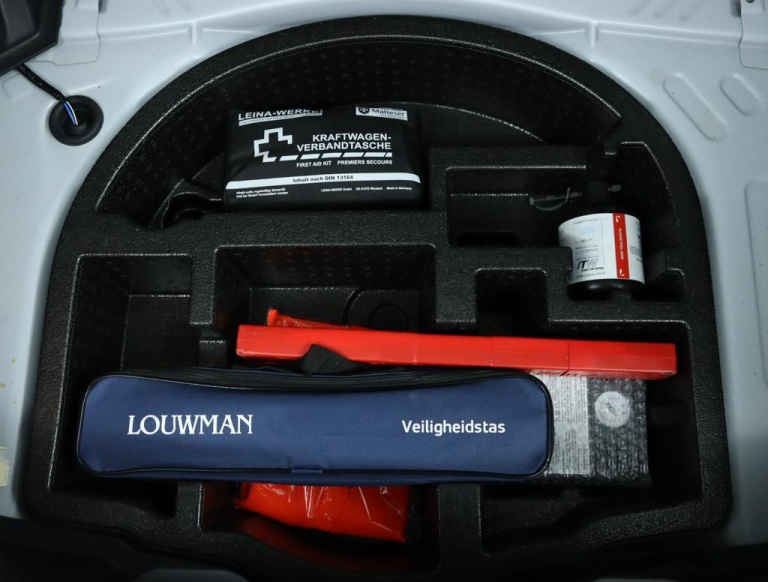 Toyota Yaris - 1.5 Hybrid Dynamic 32