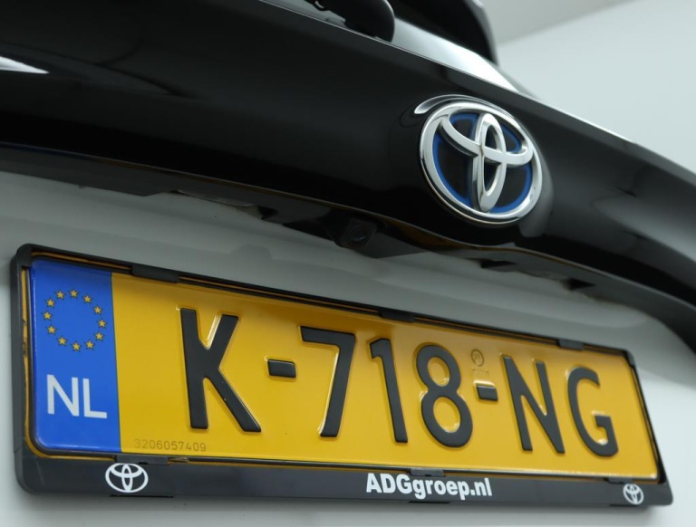 Toyota Yaris - 1.5 Hybrid Dynamic 39