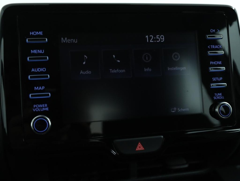 Toyota Yaris - 1.5 Hybrid Dynamic 43